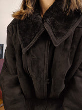 Load image into Gallery viewer, Vintage genuine shearling leather coat black sheepskin lambskin sherpa winter heavy 42 S-M
