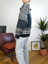 Load image into Gallery viewer, Vintage Dale of Norway wool blue designer premium Norwegian Scandi Icelandic Christmas winter cosy snow pattern unisex L
