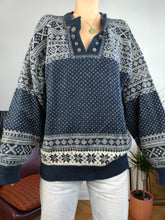 Load image into Gallery viewer, Vintage Dale of Norway wool blue designer premium Norwegian Scandi Icelandic Christmas winter cosy snow pattern unisex L

