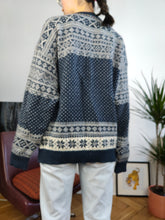 Load image into Gallery viewer, Vintage Dale of Norway wool blue designer premium Norwegian Scandi Icelandic Christmas winter cosy snow pattern unisex L
