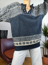 Load image into Gallery viewer, Vintage Dale of Norway wool blue designer premium Norwegian Scandi Icelandic Christmas winter cosy snow pattern unisex L
