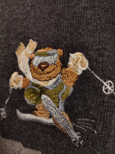 Load image into Gallery viewer, Vintage lambs wool blend Baroni sweater grey embroidery ski snow bear animal knit knitted pullover jumper L

