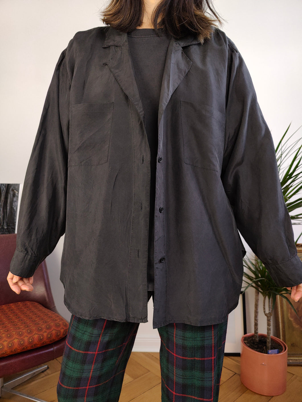Vintage 100% silk shirt blouse black long sleeve button up plain L