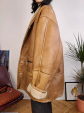 Load image into Gallery viewer, Vintage genuine shearling leather coat tan brown sheepskin lambskin sherpa winter IT52 L-XL

