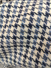 Load image into Gallery viewer, Vintage wool blend blazer blue white checker check tartan pied de poule houndstooth jacket women IT46 EU M
