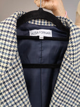 Load image into Gallery viewer, Vintage wool blend blazer blue white checker check tartan pied de poule houndstooth jacket women IT46 EU M

