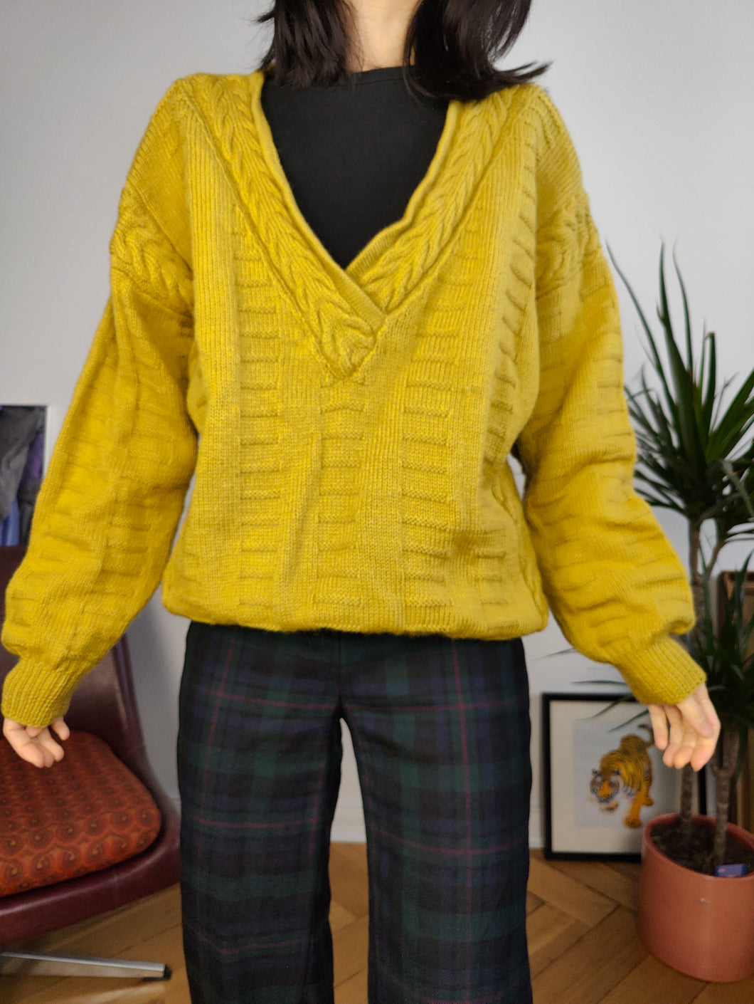 Vintage wool blend sweater cable knit mustard yellow plain fall winter knitted pullover jumper V neck M
