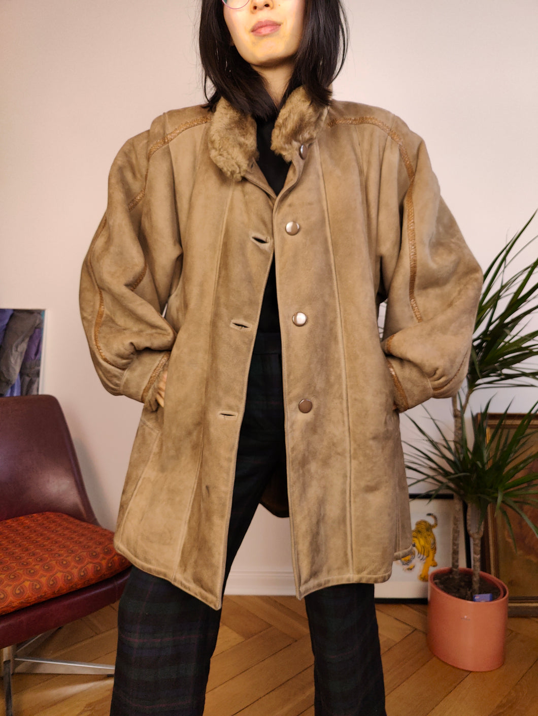 Vintage genuine shearling leather coat camel brown beige sheepskin lambskin suede puff sleeve sherpa Italy 44 M