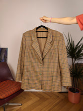 Load image into Gallery viewer, Vintage cashmere wool blend blazer brown beige checker check tartan pattern jacket women IT50 M-L
