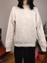 Lade das Bild in den Galerie-Viewer, Vintage Belfe Pullover aus Kaschmir-Wollmischung, gestrickt, cremeweiß, schlichter Pullover, Pullover M
