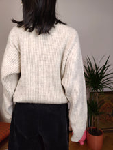Lade das Bild in den Galerie-Viewer, Vintage Belfe Pullover aus Kaschmir-Wollmischung, gestrickt, cremeweiß, schlichter Pullover, Pullover M
