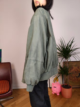 Lade das Bild in den Galerie-Viewer, Vintage Echtleder grün Salbei Bomberjacke Mantel Unisex Damen Herren 54 L
