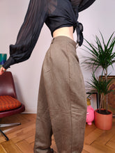 Lade das Bild in den Galerie-Viewer, Vintage-Hose beige braun maßgeschneiderte Damen IT48 M
