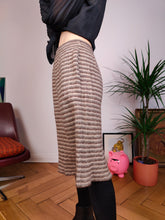Load image into Gallery viewer, Vintage Missoni wool skirt knit knitted designer stripe pattern beige brown IT40 XS

