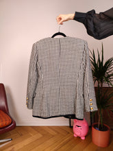 Load image into Gallery viewer, Vintage cashmere wool blazer white black check pied de poule houndstooth pattern jacket women IT 44 S
