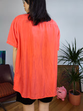 Load image into Gallery viewer, Vintage 100% silk shirt blouse orange short sleeve button up plain women men unisex M-L
