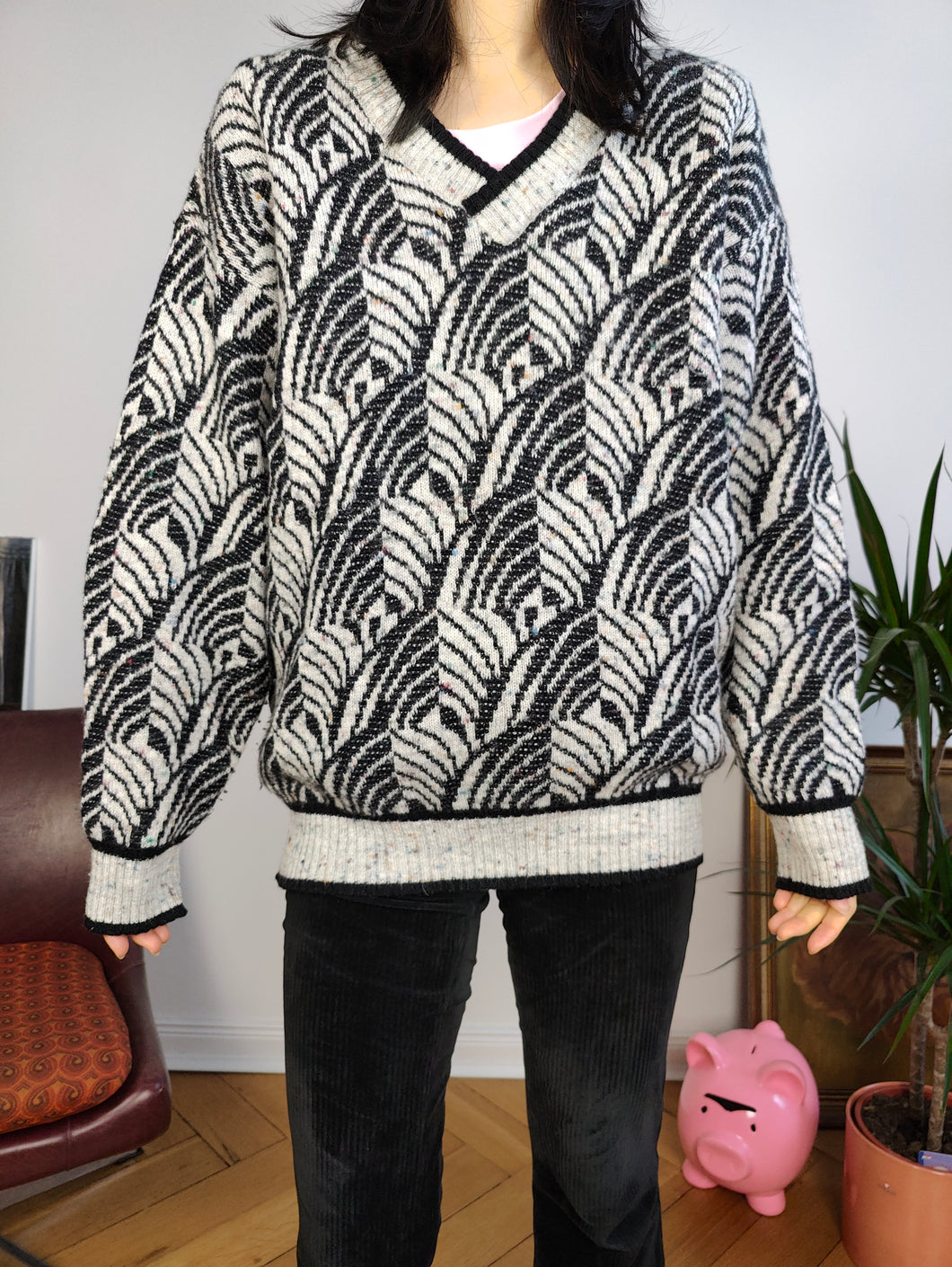 Vintage wool blend sweater knit black white crazy pattern geo pullover jumper M-L
