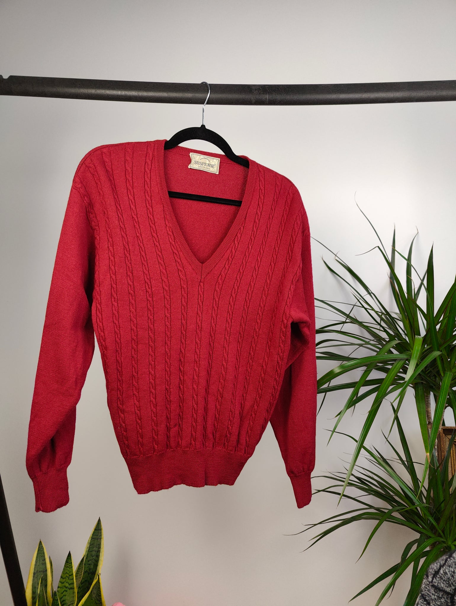 『1年保証』 cable wool 100% Vintage knit Suspense neck V red sweater トップス