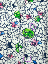 Load image into Gallery viewer, Vintage shirt viscose white flower floral crazy print pattern short sleeve button up M
