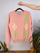 Load image into Gallery viewer, Vintage cashmere lambs wool knit knitted sweater orange argyle diamond pattern pullover jumper women S-M
