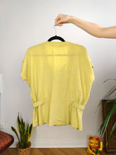 Load image into Gallery viewer, Vintage 80s blouse plain yellow pastel short sleeve women 38 S-M

