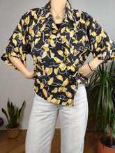 Load image into Gallery viewer, Vintage 100% silk shirt fun print pattern black yellow hats short sleeve button up XL
