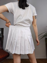Load image into Gallery viewer, Vintage FILA tennis skirt pleated white sport mini women 48 S-M
