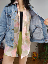 Load image into Gallery viewer, Vintage 90s denim jacket Rifle jeans light blue back print cartoon duck animal women S-M
