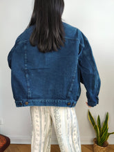 Load image into Gallery viewer, Vintage 90s Wampum denim jacket trucker dark blue jeans women men unisex L-XL
