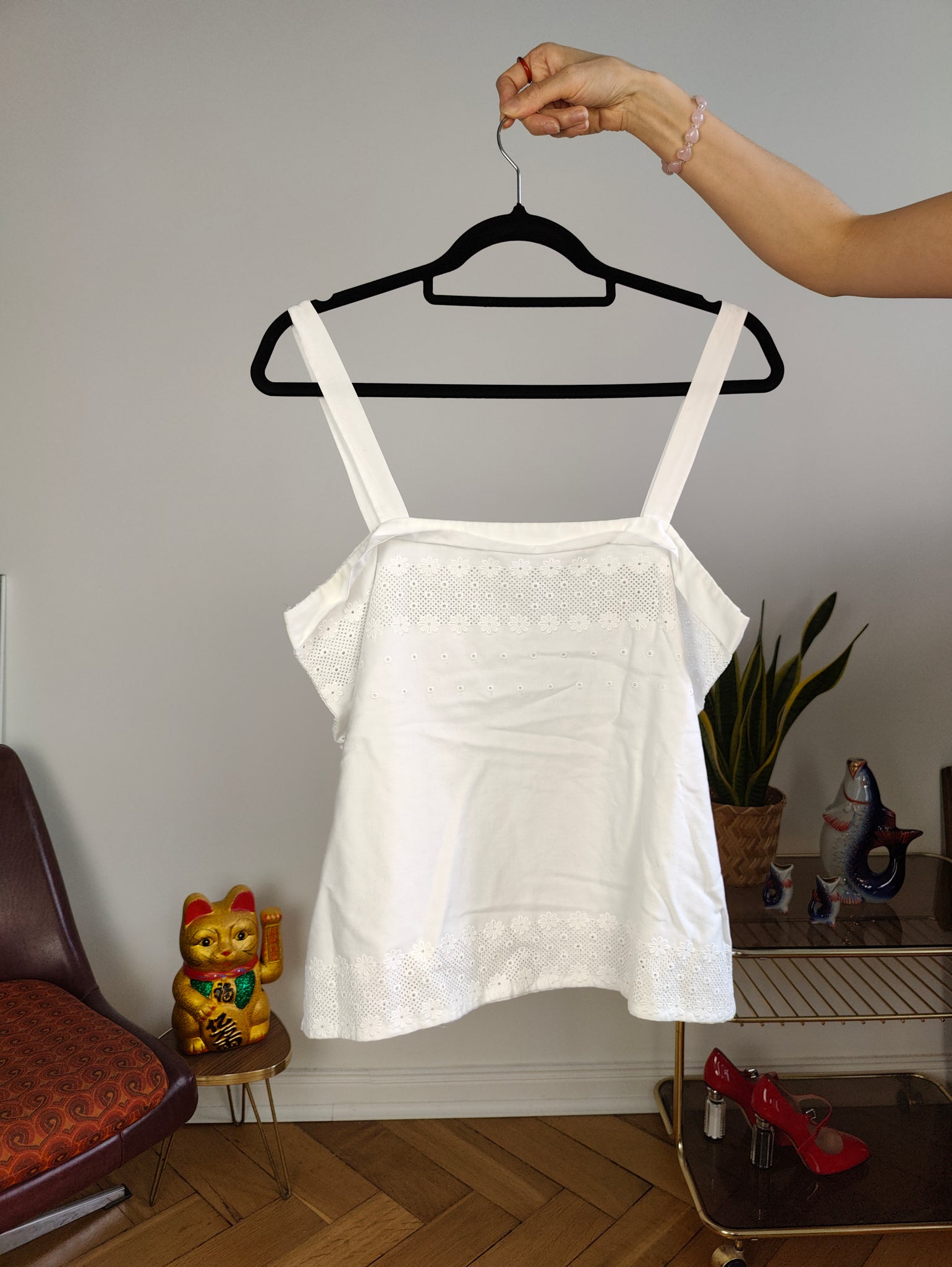 White cropped spaghetti strap hotsell