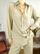 Load image into Gallery viewer, Vintage 100% silk blouse mint sage green long sleeve button up plain G Patrick S
