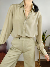 Load image into Gallery viewer, Vintage 100% silk blouse mint sage green long sleeve button up plain G Patrick S
