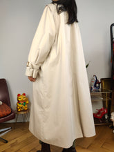 Load image into Gallery viewer, Vintage beige trench coat long waist belt spring summer women L
