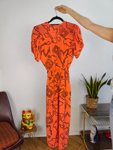 Load image into Gallery viewer, Vintage dress orange flower floral print pattern viscose midi 36 S
