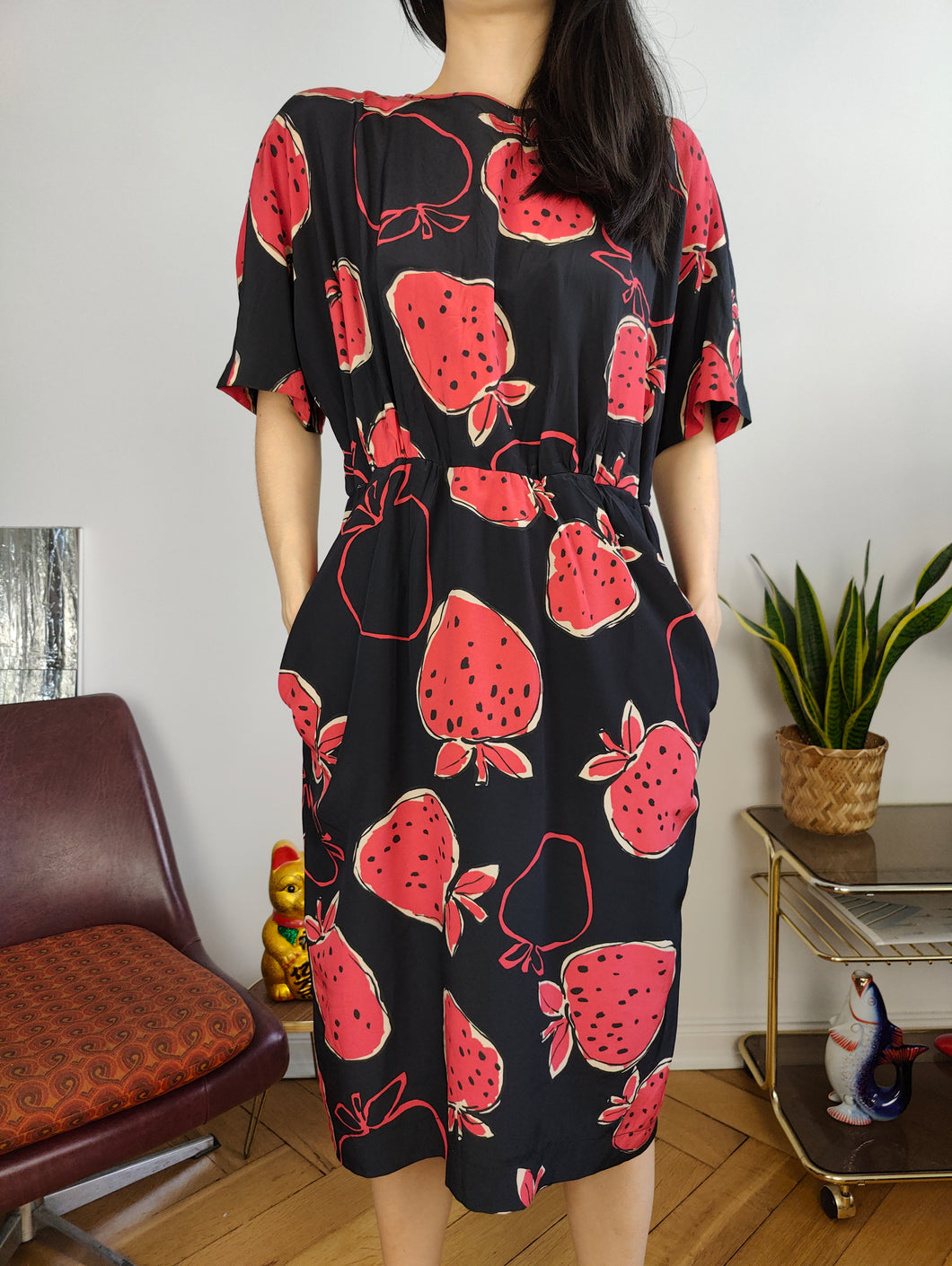 Vintage silk dress strawberry fruit black red print pattern M