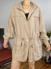 Load image into Gallery viewer, Vintage 100% silk blouse jacket blouson parka beige women Cardellino L
