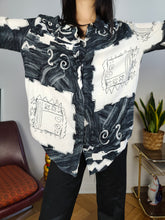 Load image into Gallery viewer, Vintage blouse black white print pattern shirt women M-L
