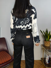 Load image into Gallery viewer, Vintage blouse black white print pattern shirt women M-L
