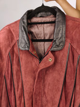 Load image into Gallery viewer, Vintage 100% suede leather bomber jacket burgundy red coat women men L-XL
