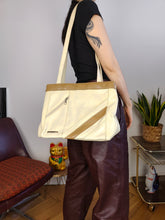 Load image into Gallery viewer, Vintage leather bag beige off white brown shoulder shopper tote bag M.C.
