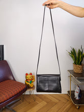 Load image into Gallery viewer, Vintage leather bag black small shoulder cross body
