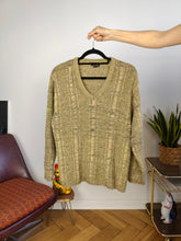 Load image into Gallery viewer, Vintage wool sweater S M | pullover knit knitted jumper V neck beige brown Italy
