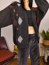 Load image into Gallery viewer, Vintage lambs wool cardigan L | grey knit knitted sweater argyle pattern diamonds women unisex men
