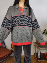 Load image into Gallery viewer, Vintage wool sweater L XL | polo collar knit jumper pullover grey red Christmas pattern unisex men
