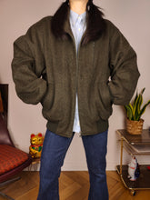 Load image into Gallery viewer, Vintage wool bomber jacket L | khaki green winter coat unisex men
