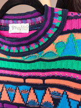 Load image into Gallery viewer, Vintage wool sweater M | pullover knit knitted jumper black colorful pattern
