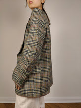 Lade das Bild in den Galerie-Viewer, Der Opa Wollkaro-Blazer | Vintage-Jacke aus reiner Wolle mit Karomuster in Braungrau, Größe S
