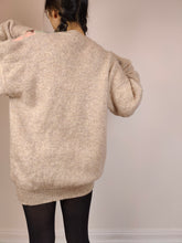 Load image into Gallery viewer, The Shetland Wool Beige Diamond Knit | Vintage pure Shetland wool sweater pullover pattern knitted oversized long jumper L
