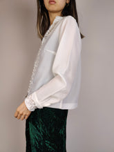 Load image into Gallery viewer, The White Snow Embroidery Blouse | Vintage white blouse floral embroidery collar bavarian cottage core prairie lace S
