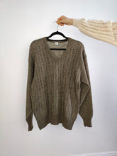 Load image into Gallery viewer, The Wool Brown Cable Knit Sweater | Vintage wool mix jumper pullover cable knit brown grey women men unisex M

